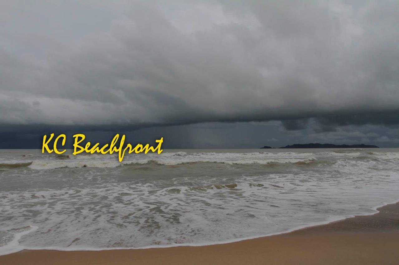 Kc Beachfront Marang Eksteriør bilde